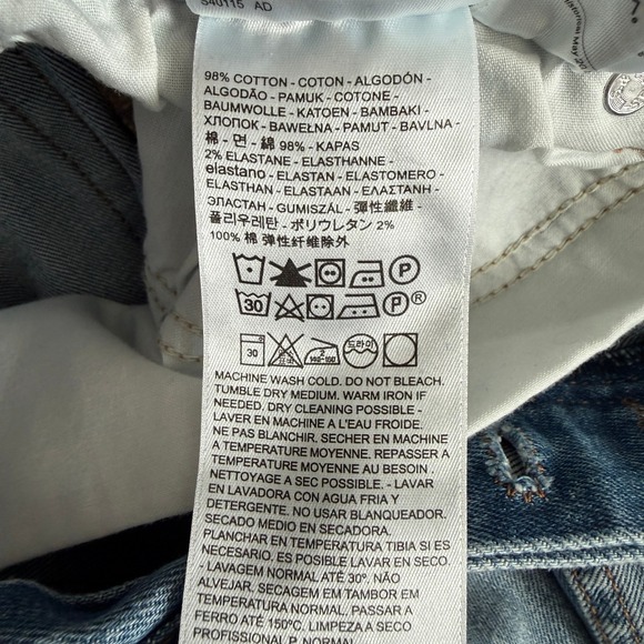 Levis Womens Denim Jumpsuit Medium Wash Long Sleeve Button Front XS 81862-0000 - Picture 6 of 13